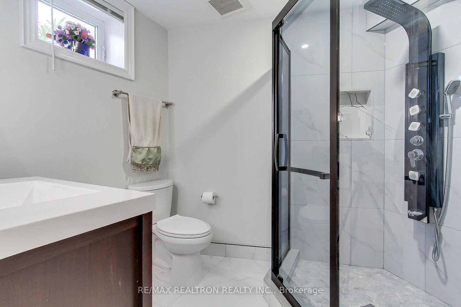 606 Annland Street • Pickering, ON photo 38