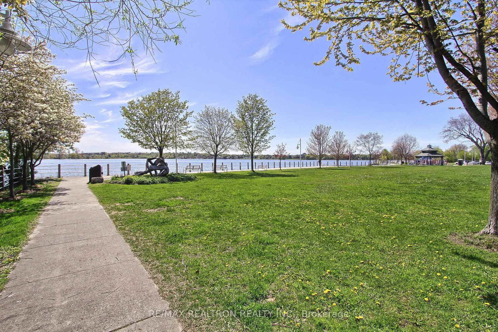 606 Annland Street • Pickering, ON photo 43