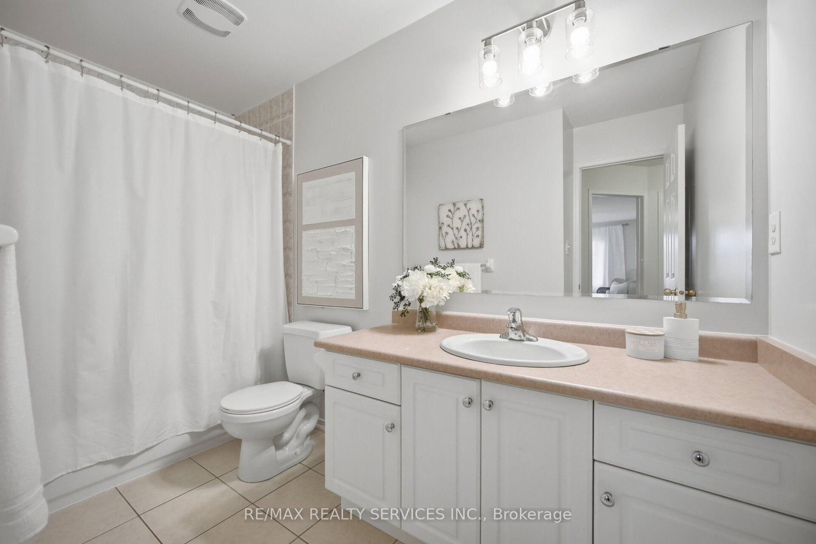23 Clowes Street • Ajax, ON photo 37