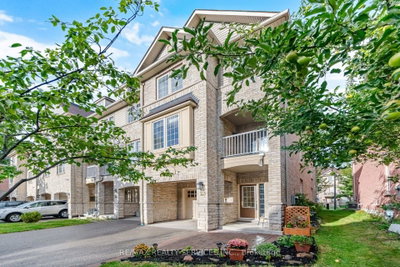 23 Clowes Street • Ajax, ON photo 4