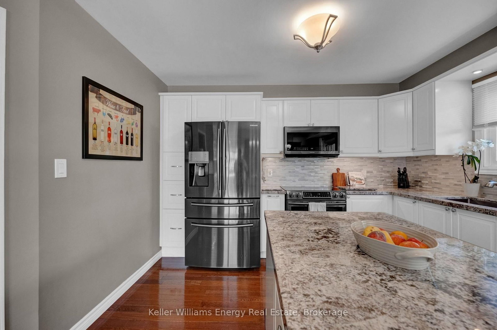 2 Murkar Crescent • Whitby, ON photo 12