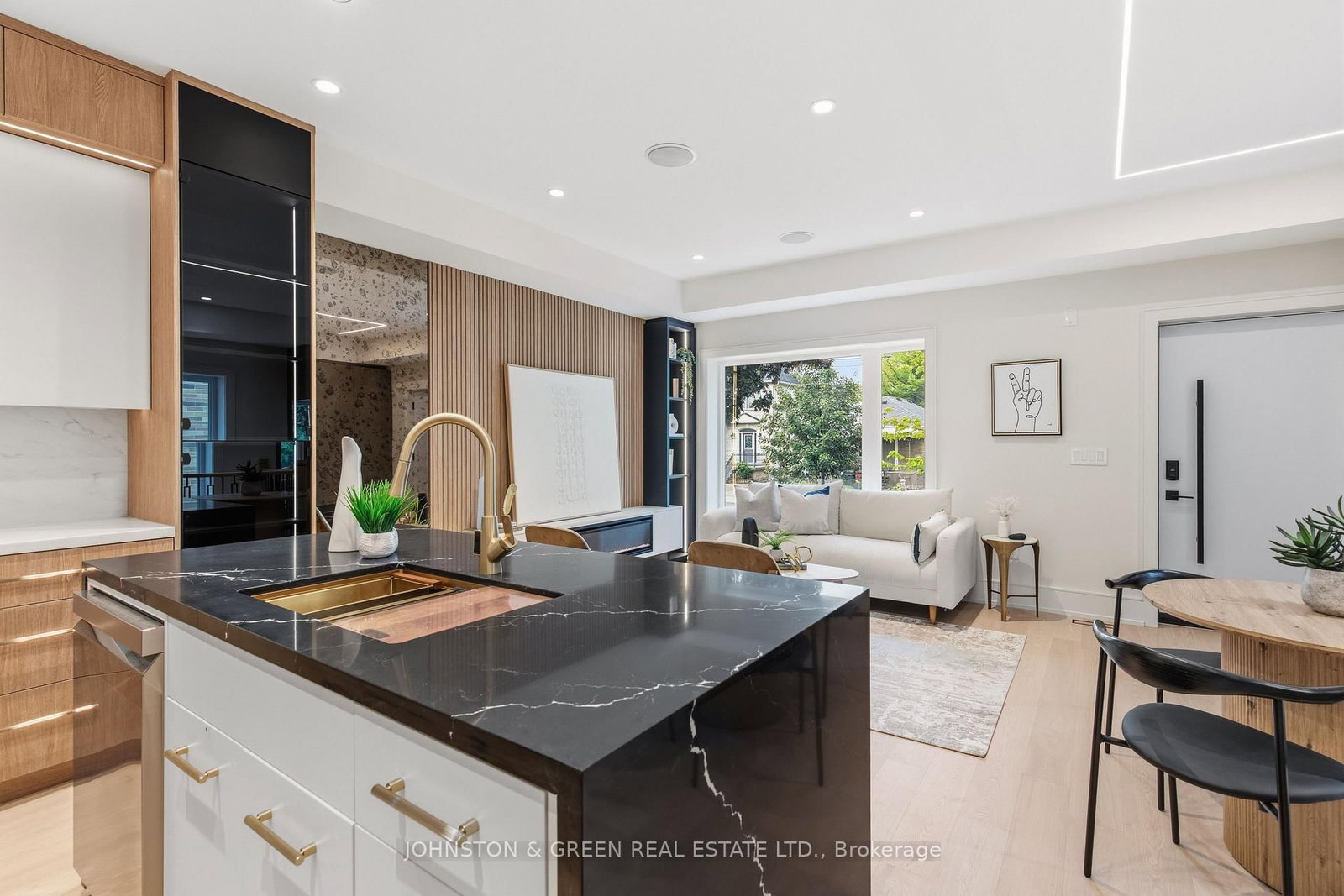 62 Northridge Avenue • Toronto, ON photo 9
