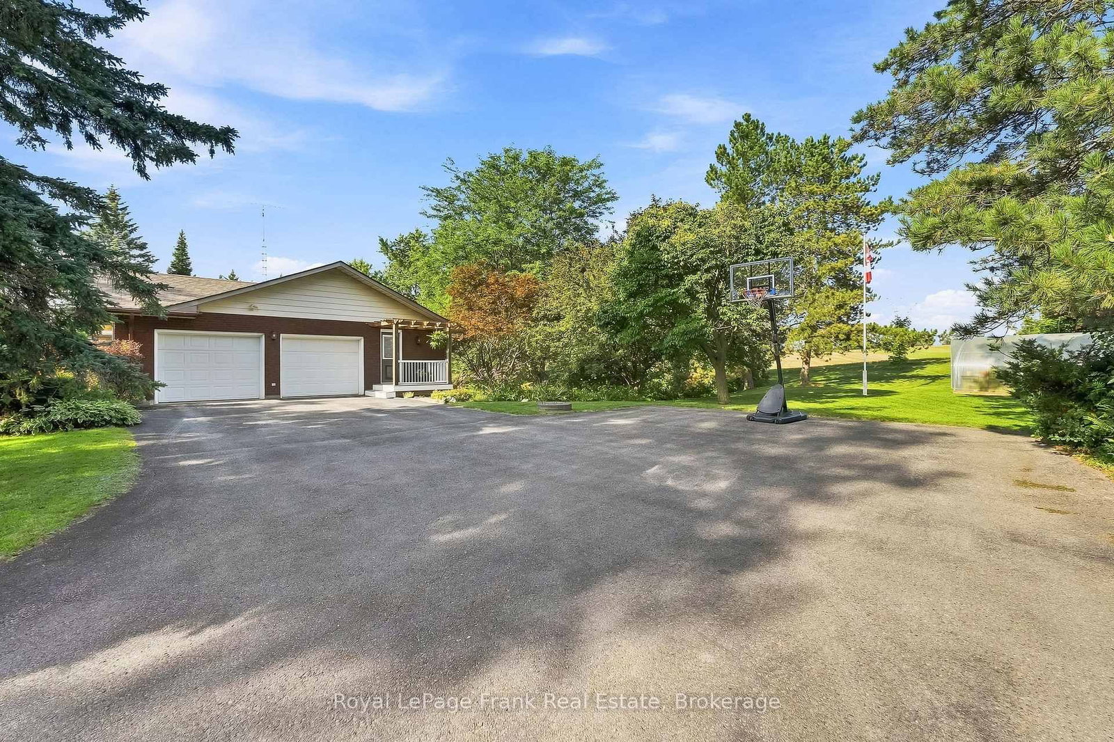 2407 Ashbridge Road • Scugog, ON photo 10