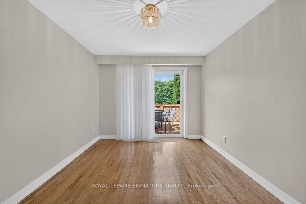 16 Earswick Drive • Toronto, ON photo 24