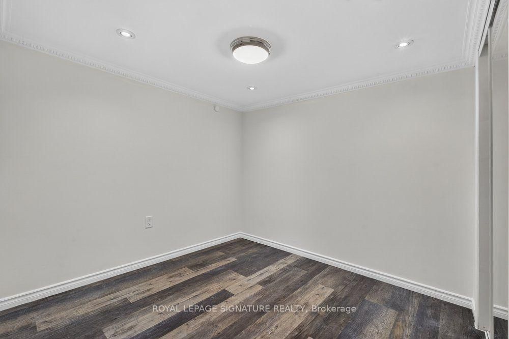 16 Earswick Drive • Toronto, ON photo 37