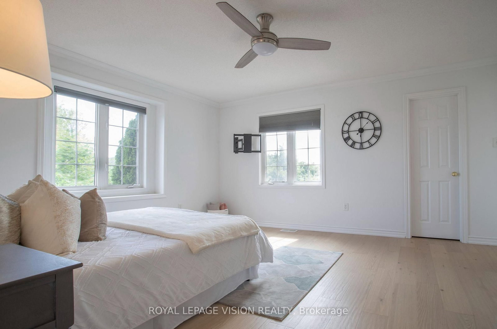 2 Laprade Square • Clarington, ON photo 18