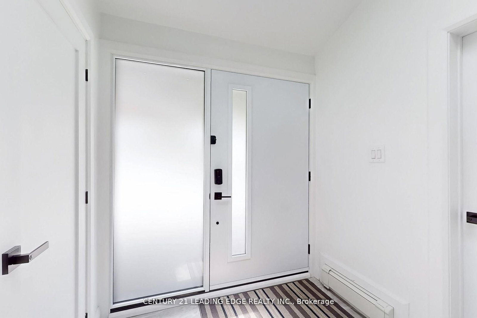 20 Bypass Court • Toronto, ON photo 12
