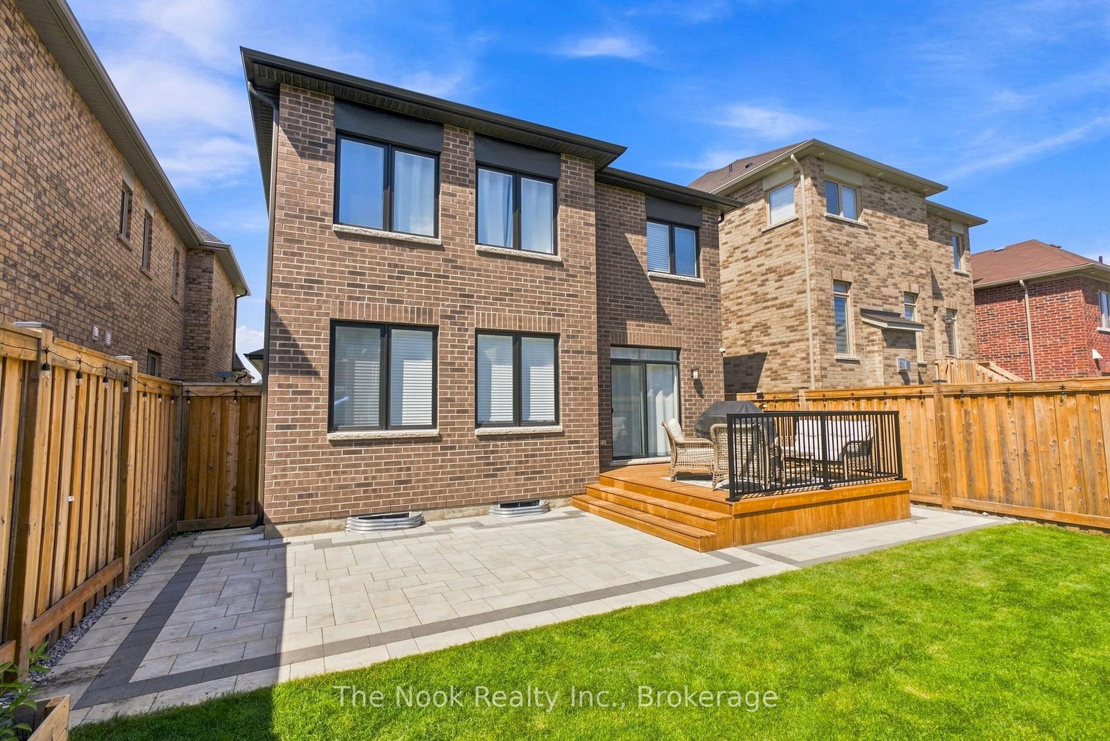 100 Woolacott Lane • Clarington, ON photo 46