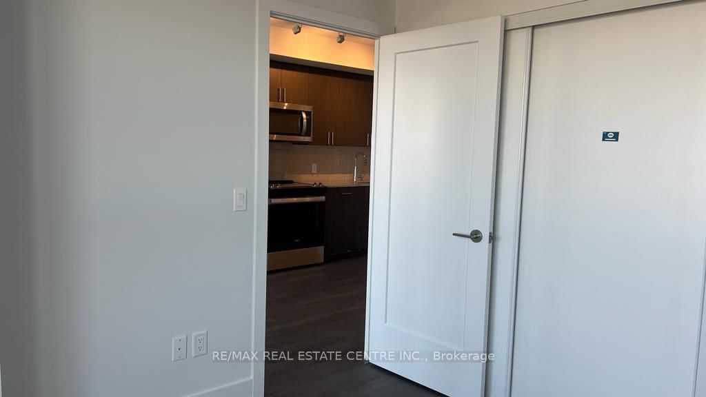 2550 Simcoe Street • #2115 • Oshawa, ON photo 12