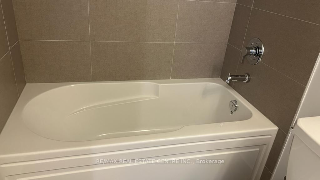 2550 Simcoe Street • #2115 • Oshawa, ON photo 19