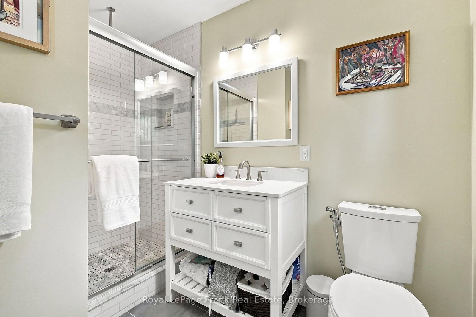 44 Mclaughlin Boulevard • Oshawa, ON photo 18