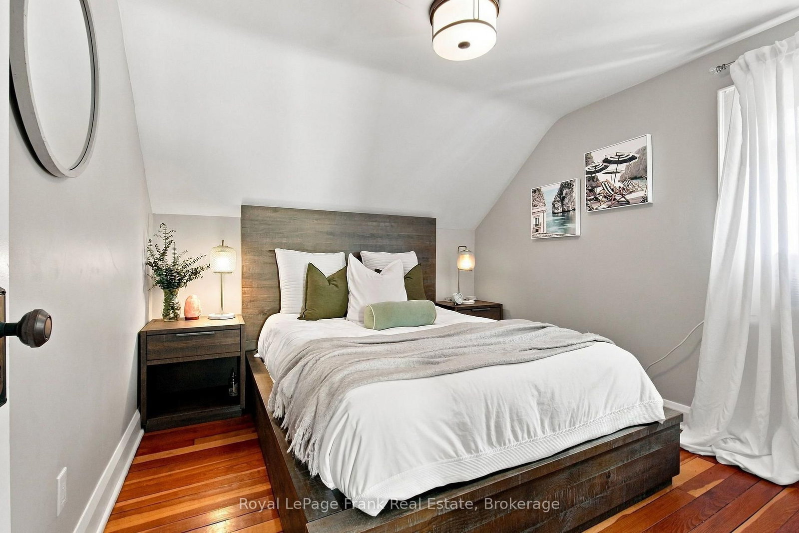 44 Mclaughlin Boulevard • Oshawa, ON photo 27