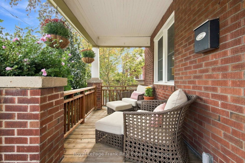 44 Mclaughlin Boulevard