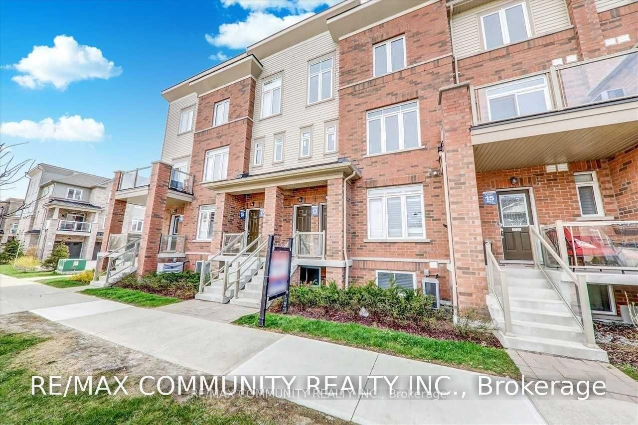 2718 William Jackson Drive • Pickering, ON photo 2