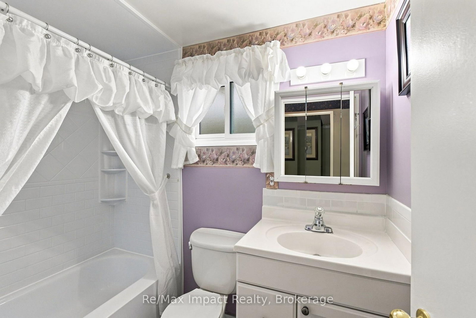 822 Southdown Street • Oshawa, ON photo 22