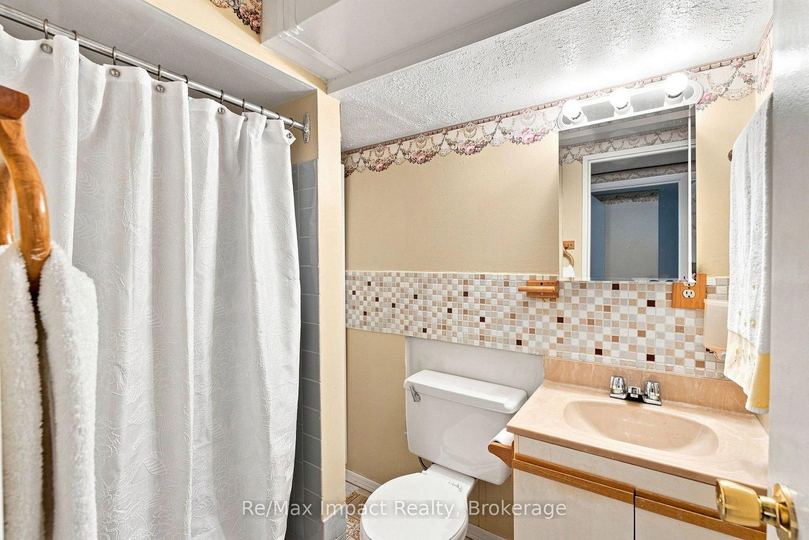 822 Southdown Street • Oshawa, ON photo 28