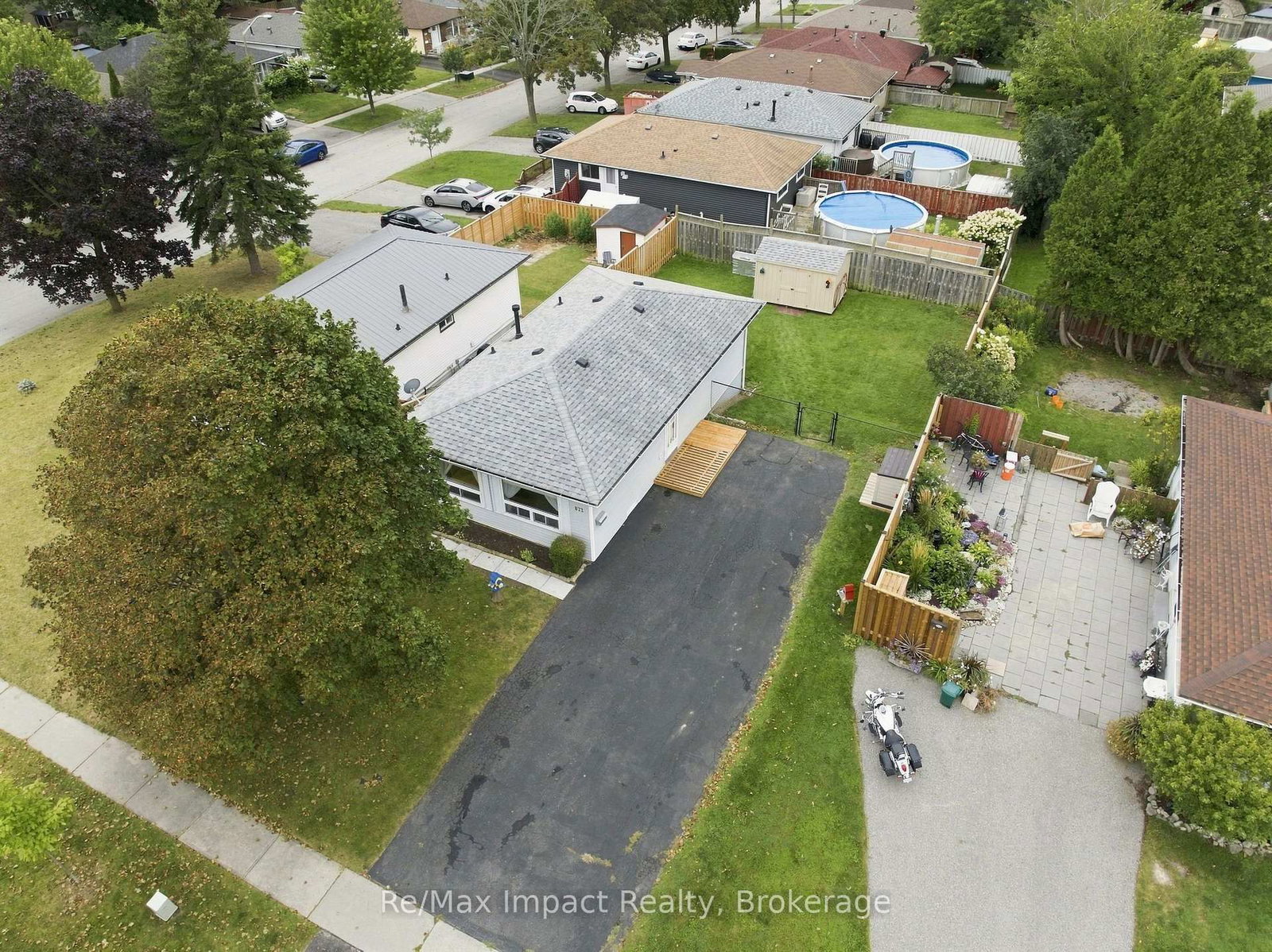 822 Southdown Street • Oshawa, ON photo 36