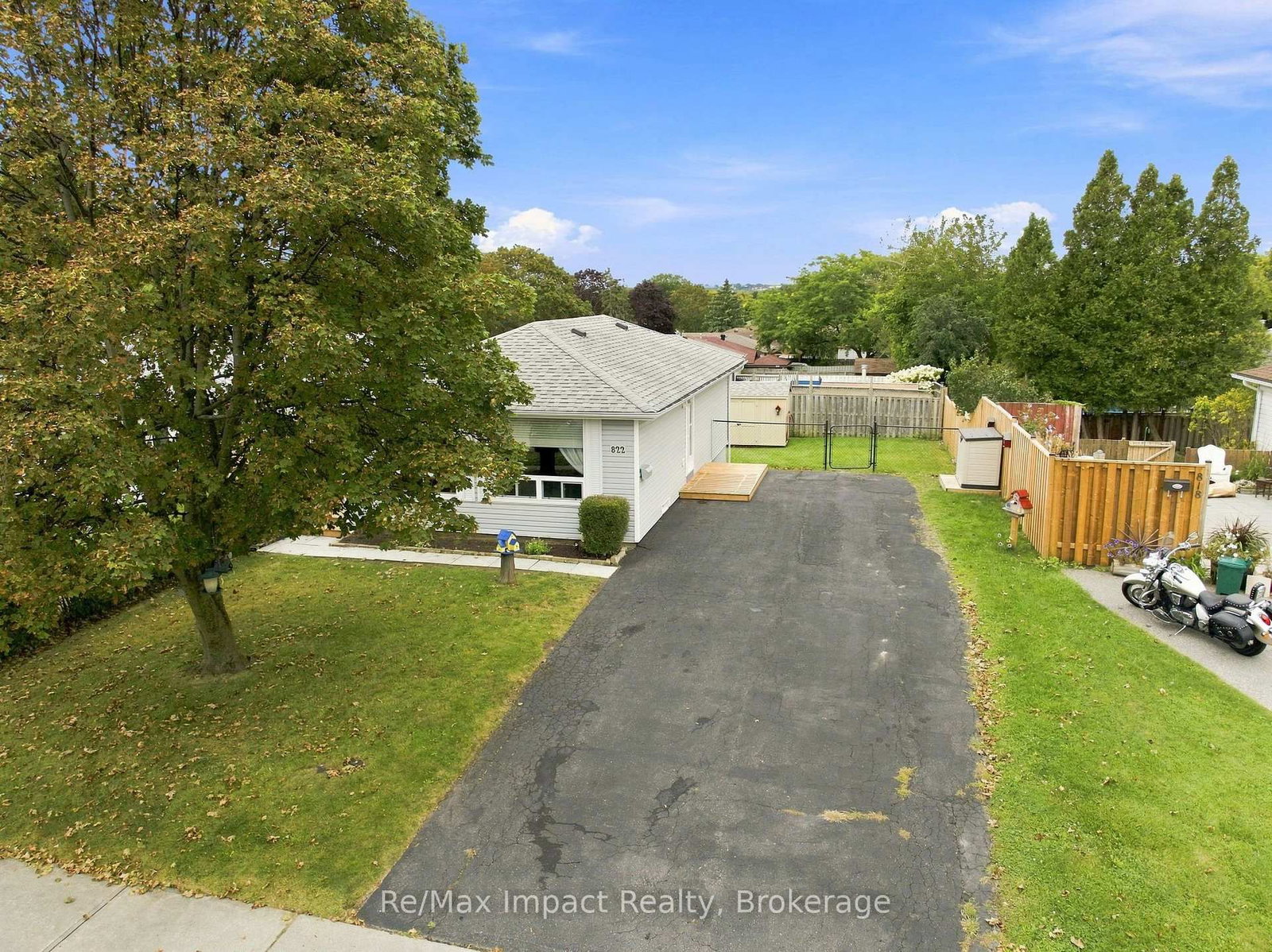 822 Southdown Street • Oshawa, ON photo 37