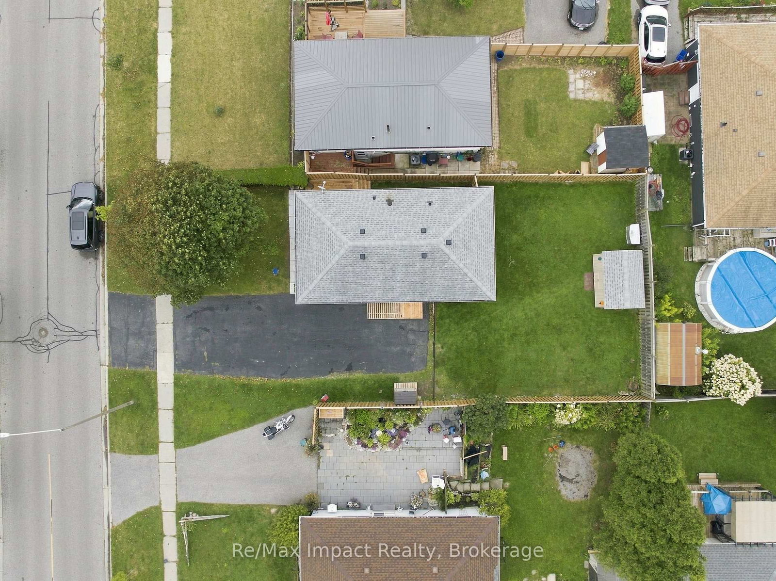822 Southdown Street • Oshawa, ON photo 38