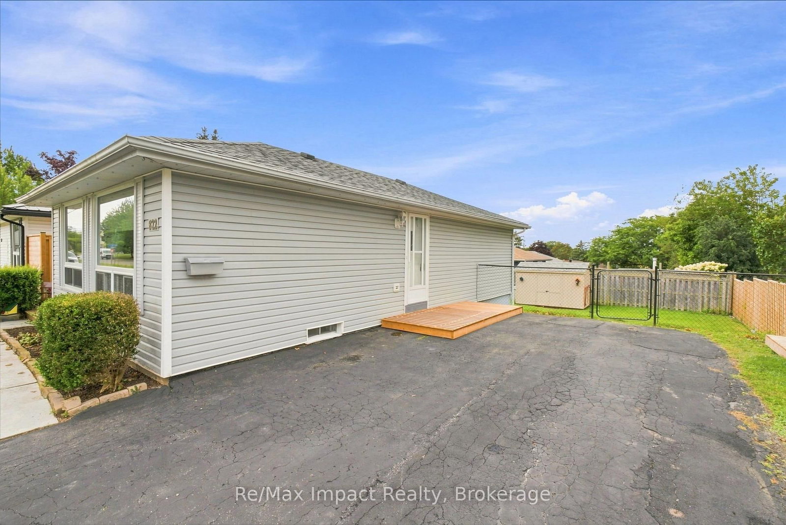 822 Southdown Street • Oshawa, ON photo 44