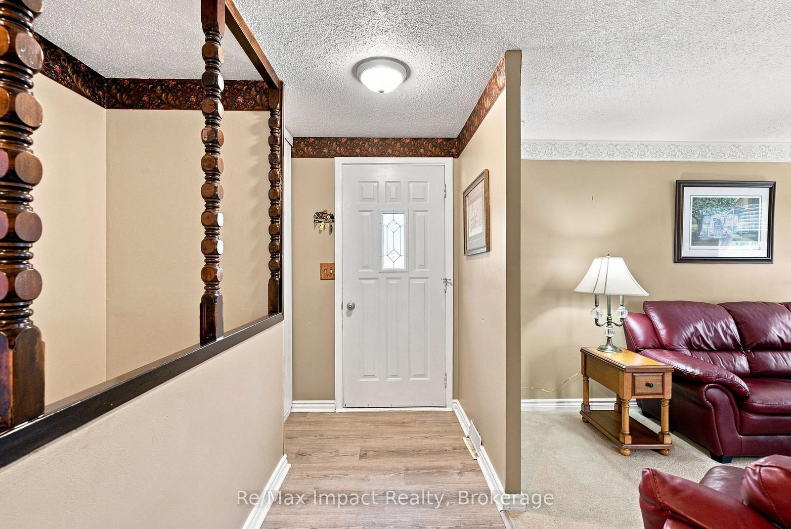822 Southdown Street • Oshawa, ON photo 5