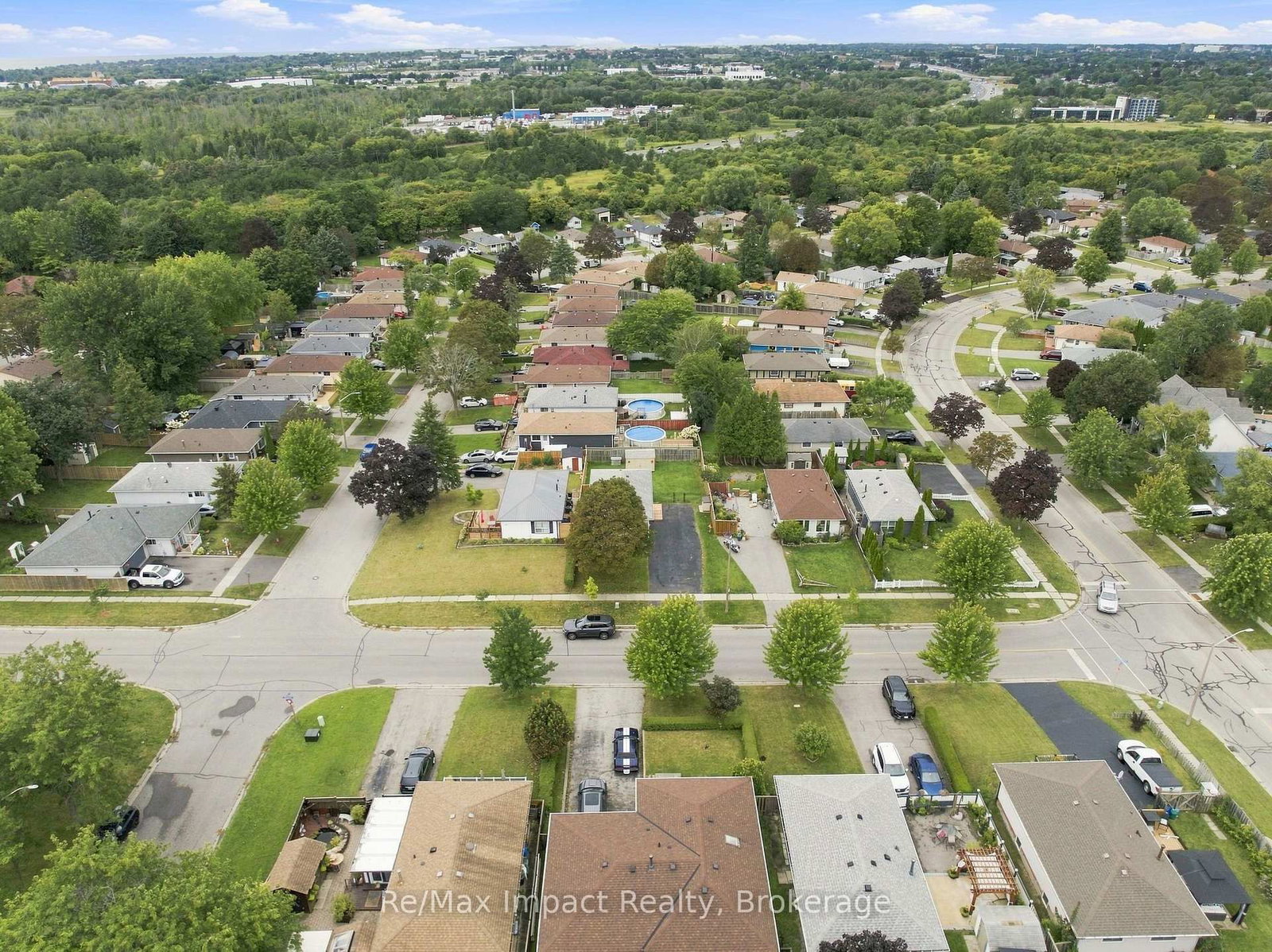822 Southdown Street • Oshawa, ON photo 50