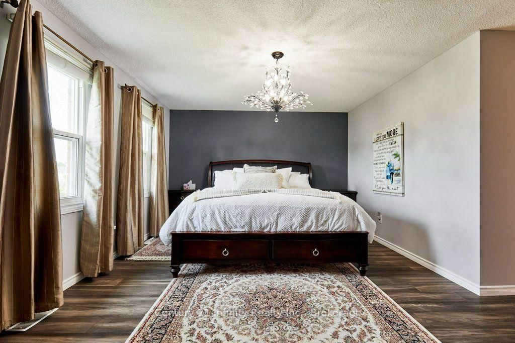 8 Murkar Crescent • Whitby, ON photo 21