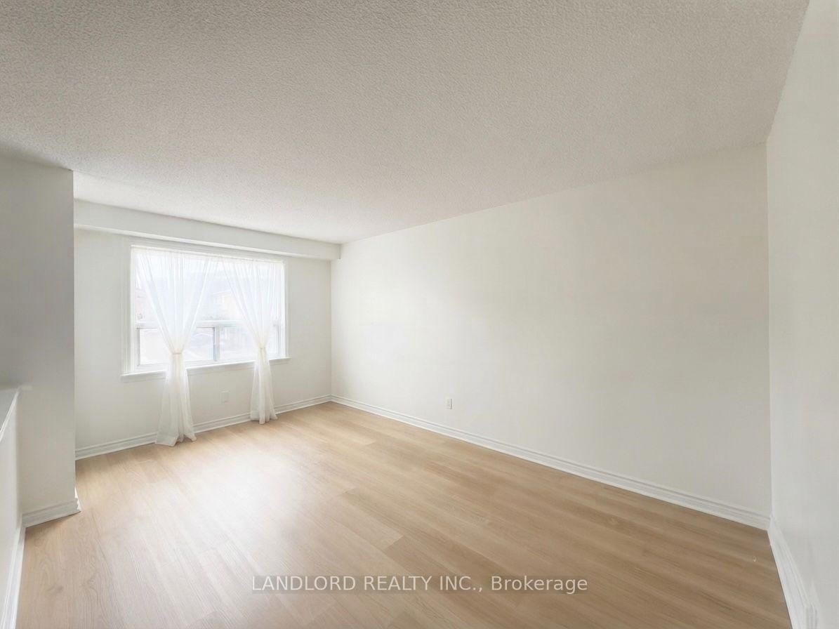 40-2830 Midland Ave, Toronto, view 14