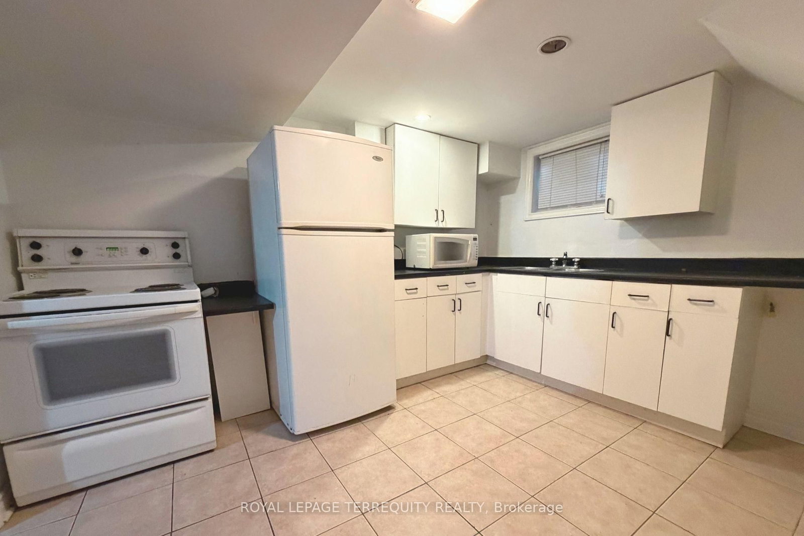Basement - 43 Holland Avenue, Toronto 2
