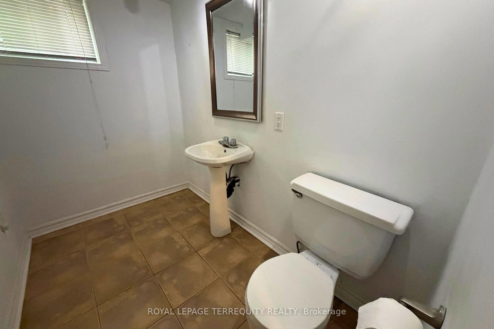 Basement - 43 Holland Avenue, Toronto 5