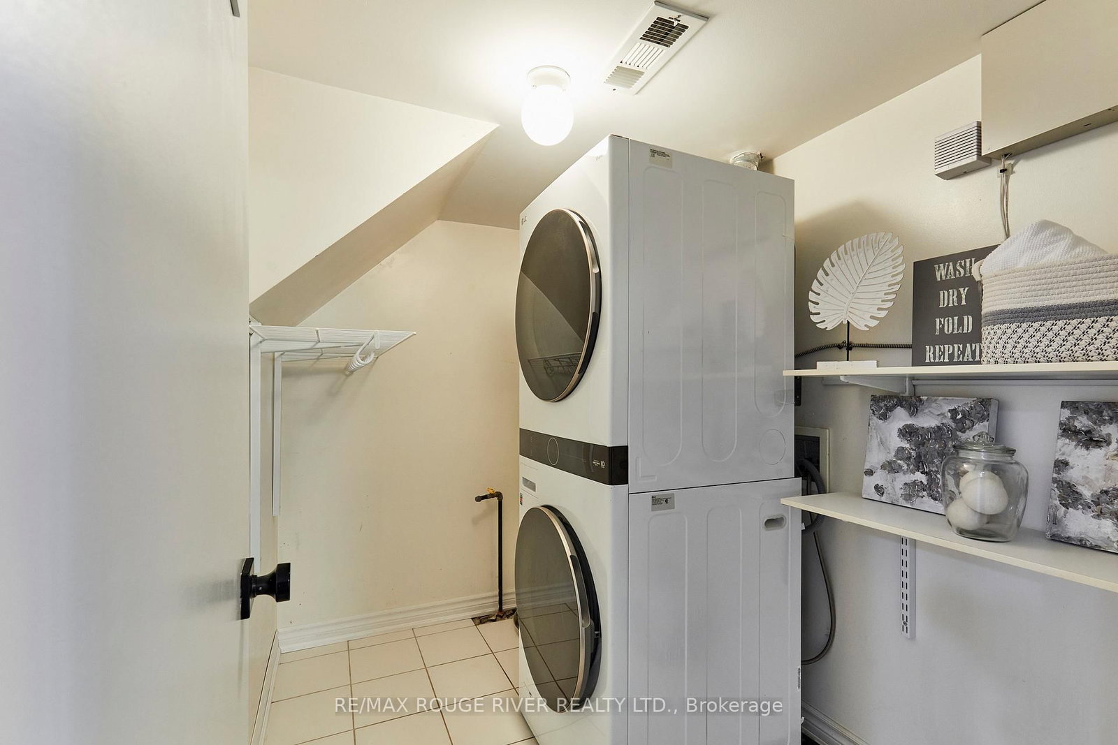 92 Petra Way • #3 • Whitby, ON photo 22