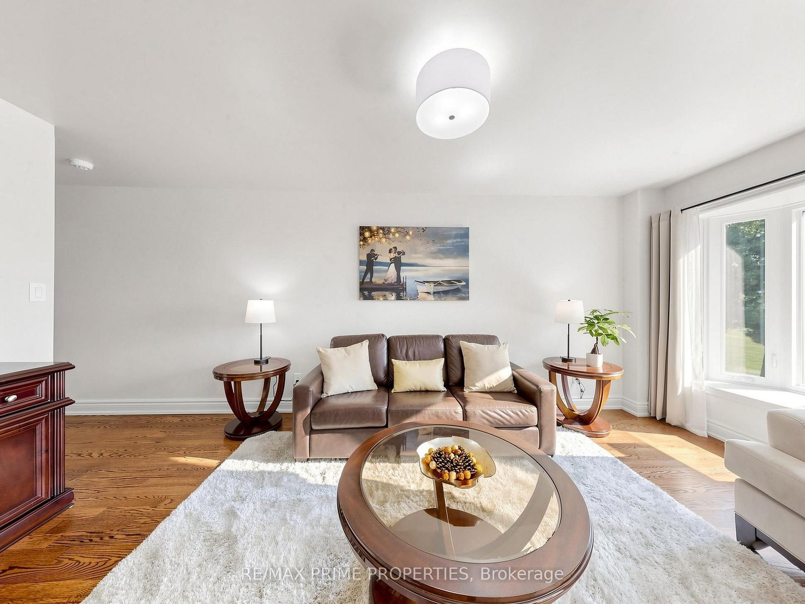 19 Post Horn Grove • Toronto, ON photo 6
