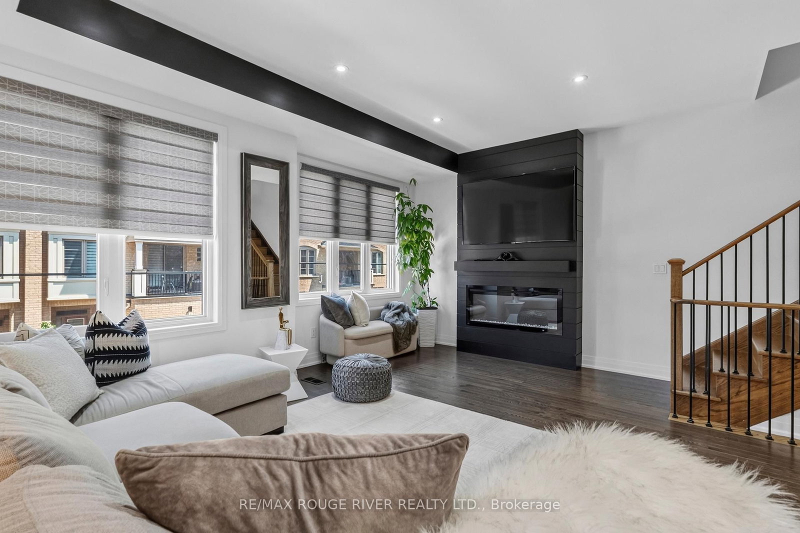 24 Waterside Way • Whitby, ON photo 23