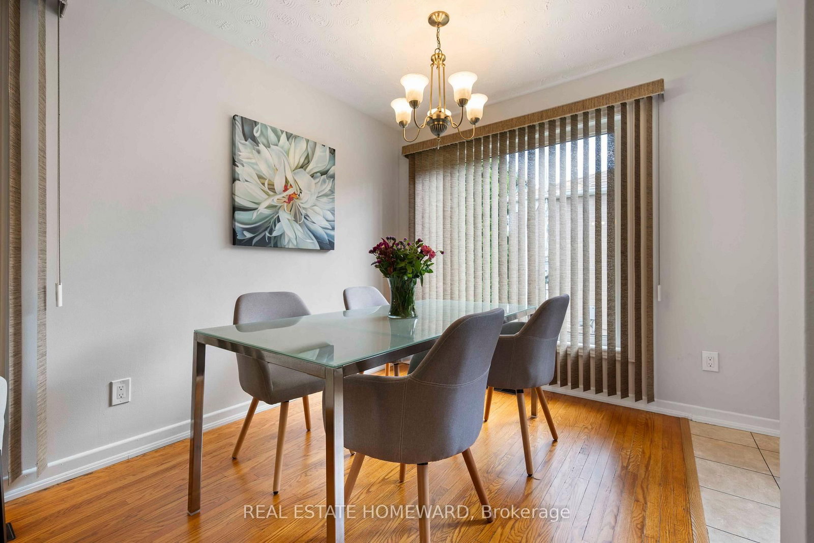 118 Zaph Avenue • Toronto, ON photo 12