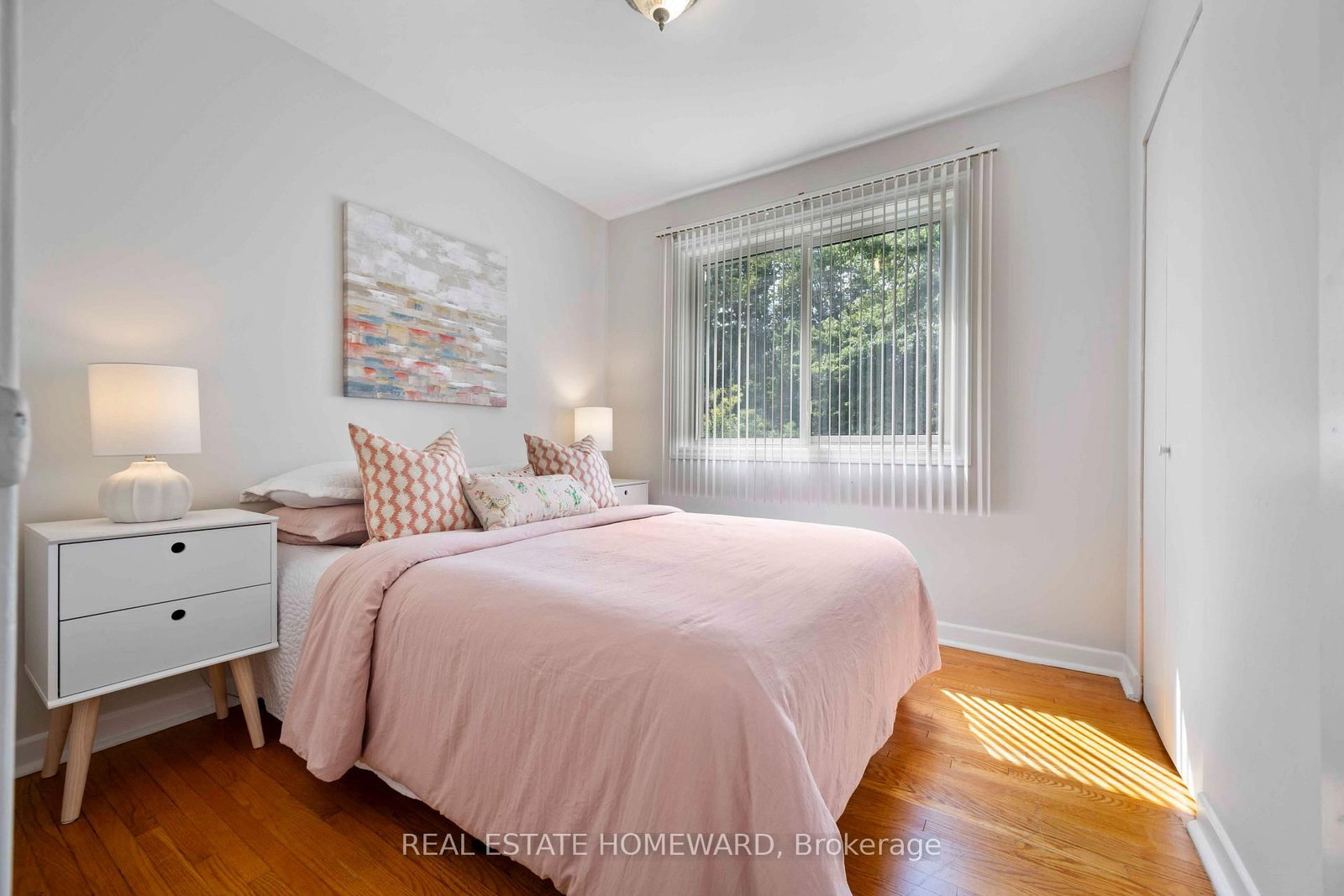 118 Zaph Avenue • Toronto, ON photo 21