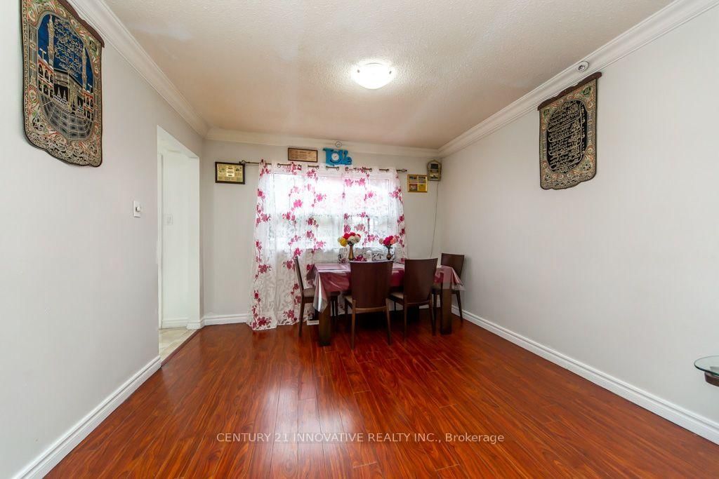 48 Dunthorne Court • Toronto, ON photo 11