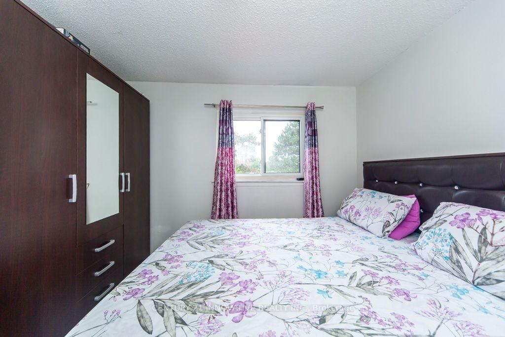 48 Dunthorne Court • Toronto, ON photo 29