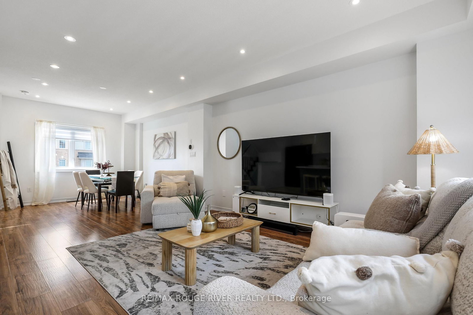 17 Devineridge Avenue • Ajax, ON photo 13