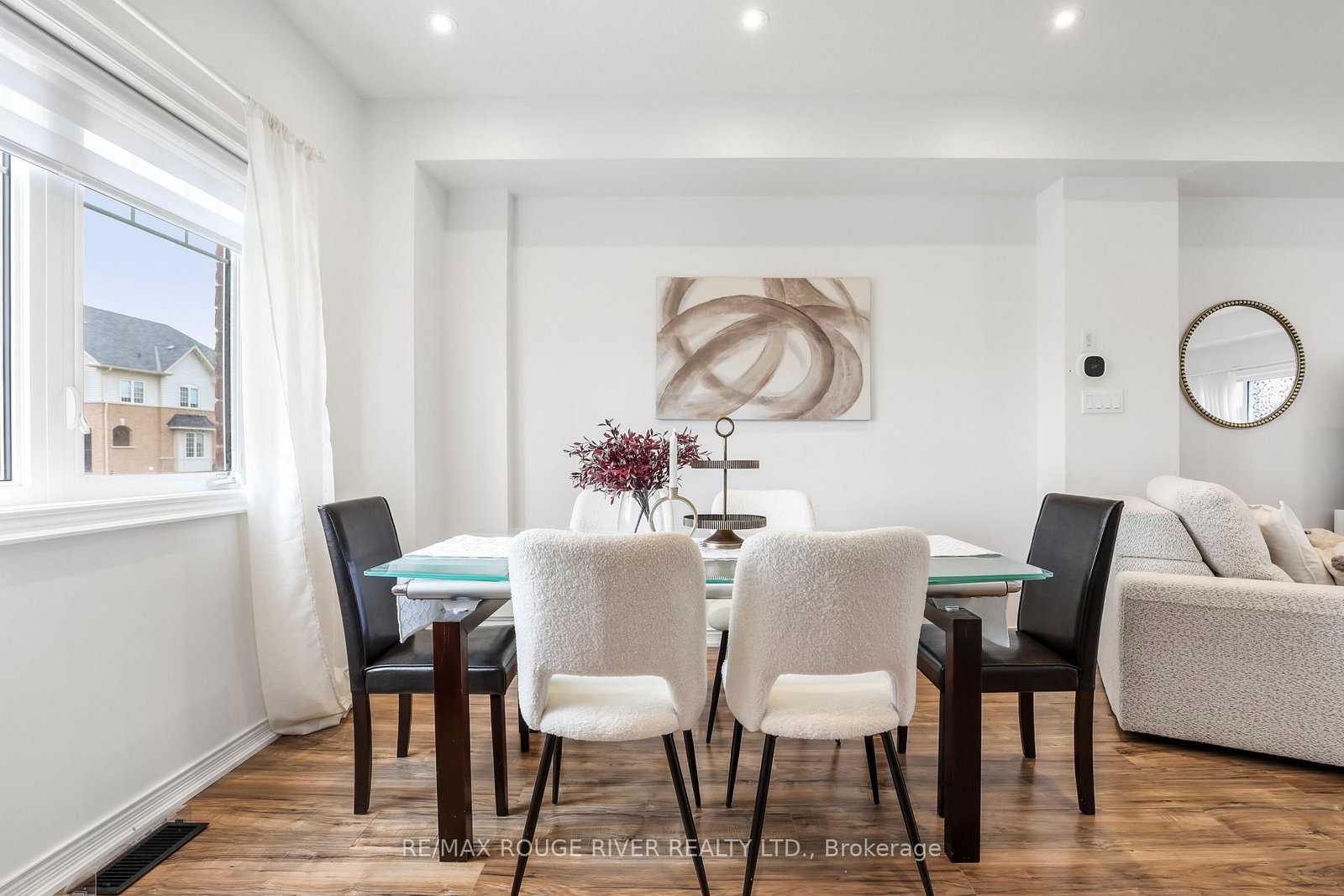 17 Devineridge Avenue • Ajax, ON photo 15