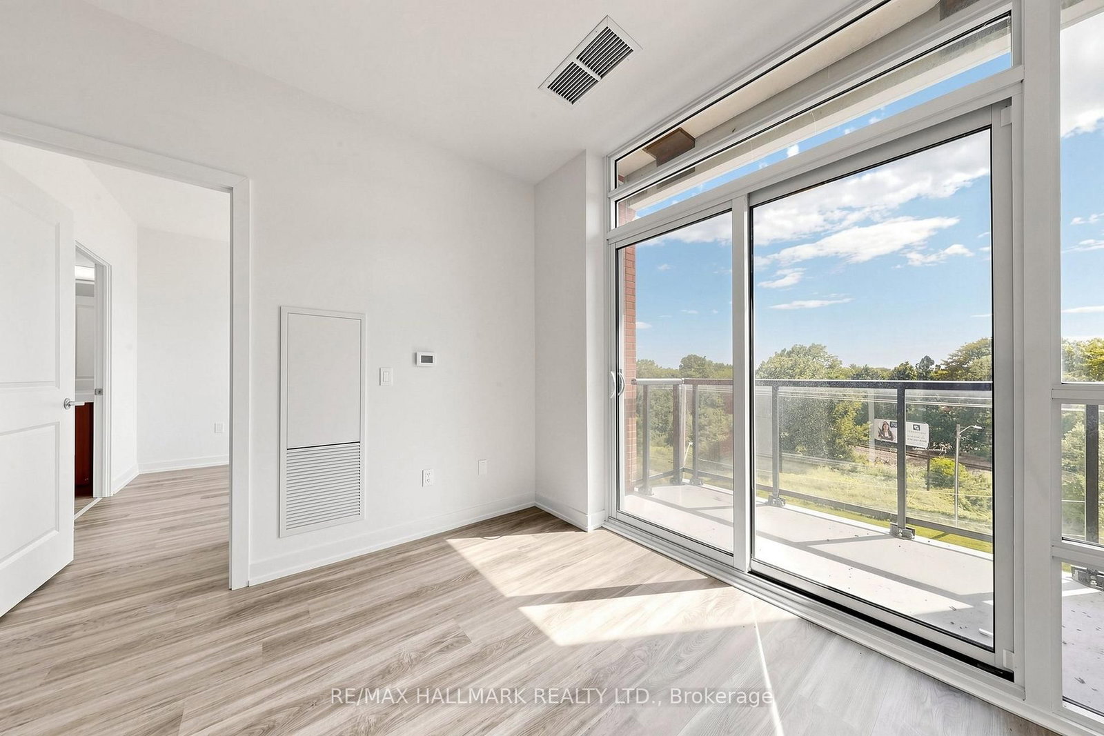 517-1010 Dundas St, Whitby, view 22