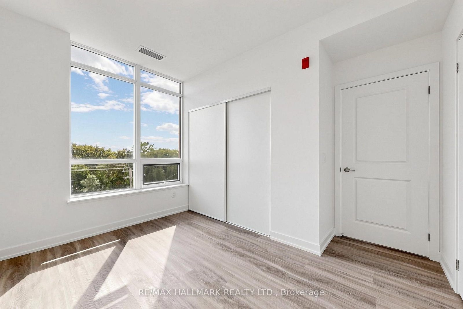 517-1010 Dundas St, Whitby, view 27