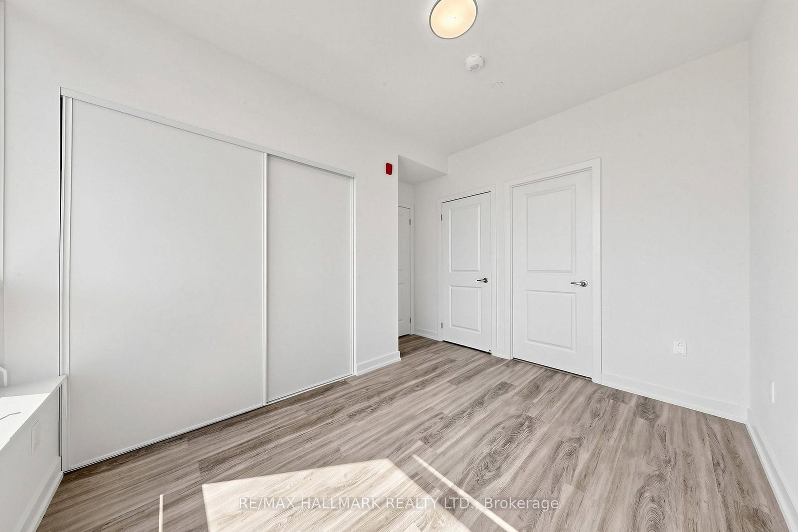 517-1010 Dundas St, Whitby, view 28