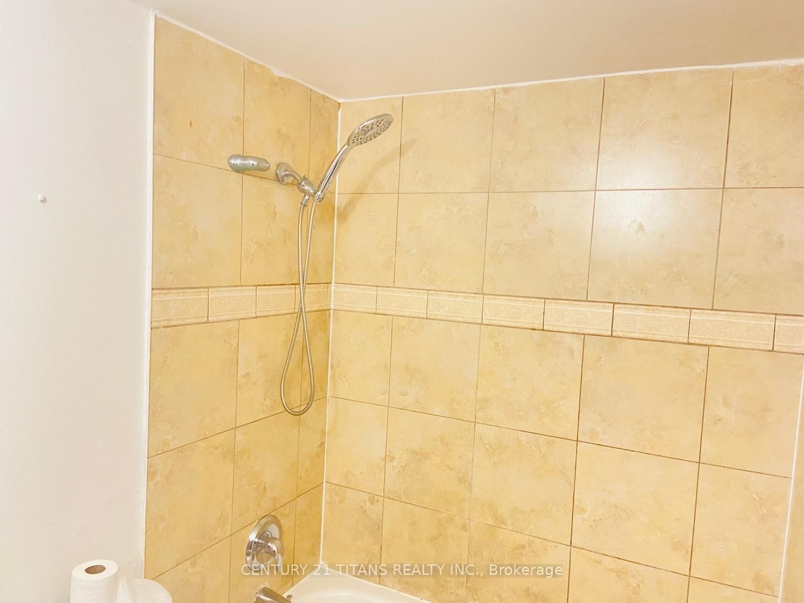 301 Prudential Drive • #907 • Toronto, ON photo 17