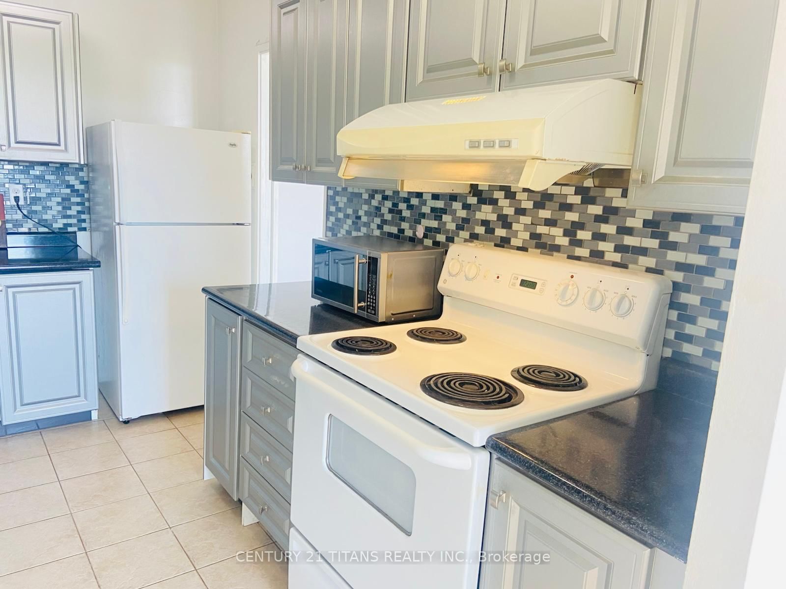 301 Prudential Drive • #907 • Toronto, ON photo 6