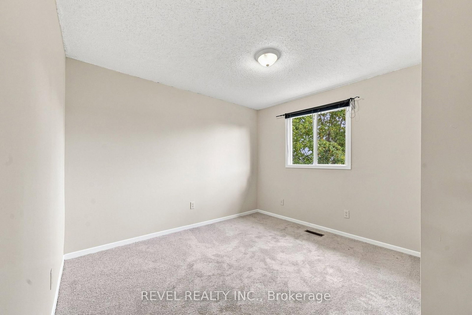 22 Kipling Crescent • Ajax, ON photo 21