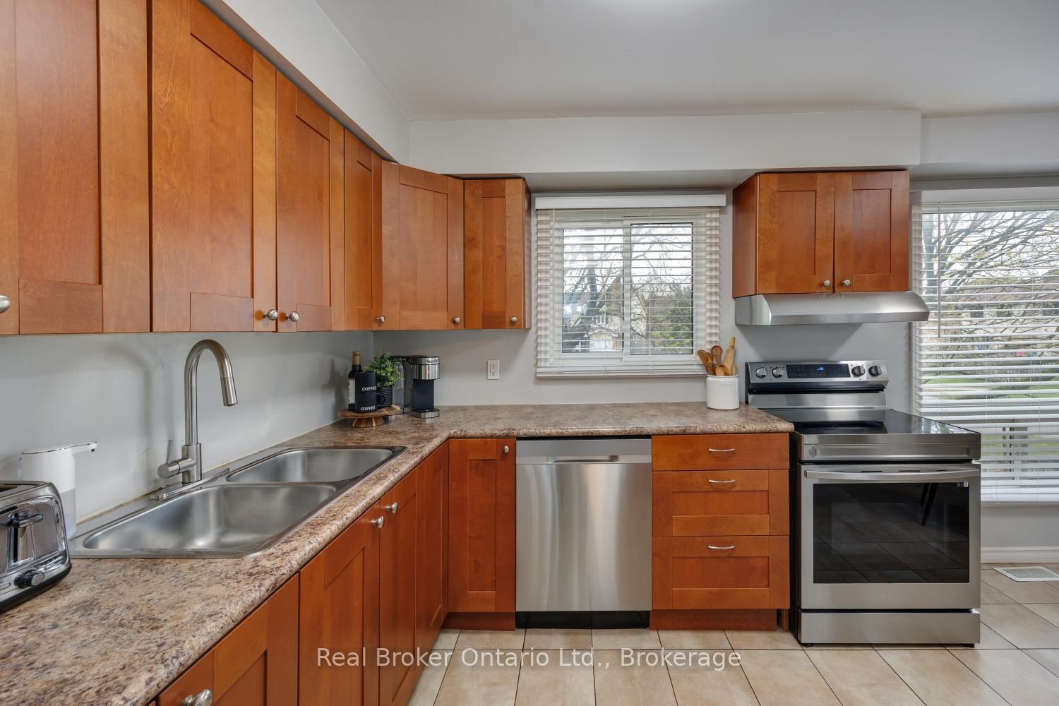 220 Ormond Drive • #30 • Oshawa, ON photo 5
