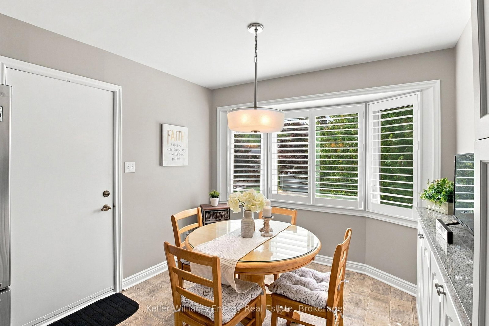 30 Alderbrook Drive • Clarington, ON photo 15