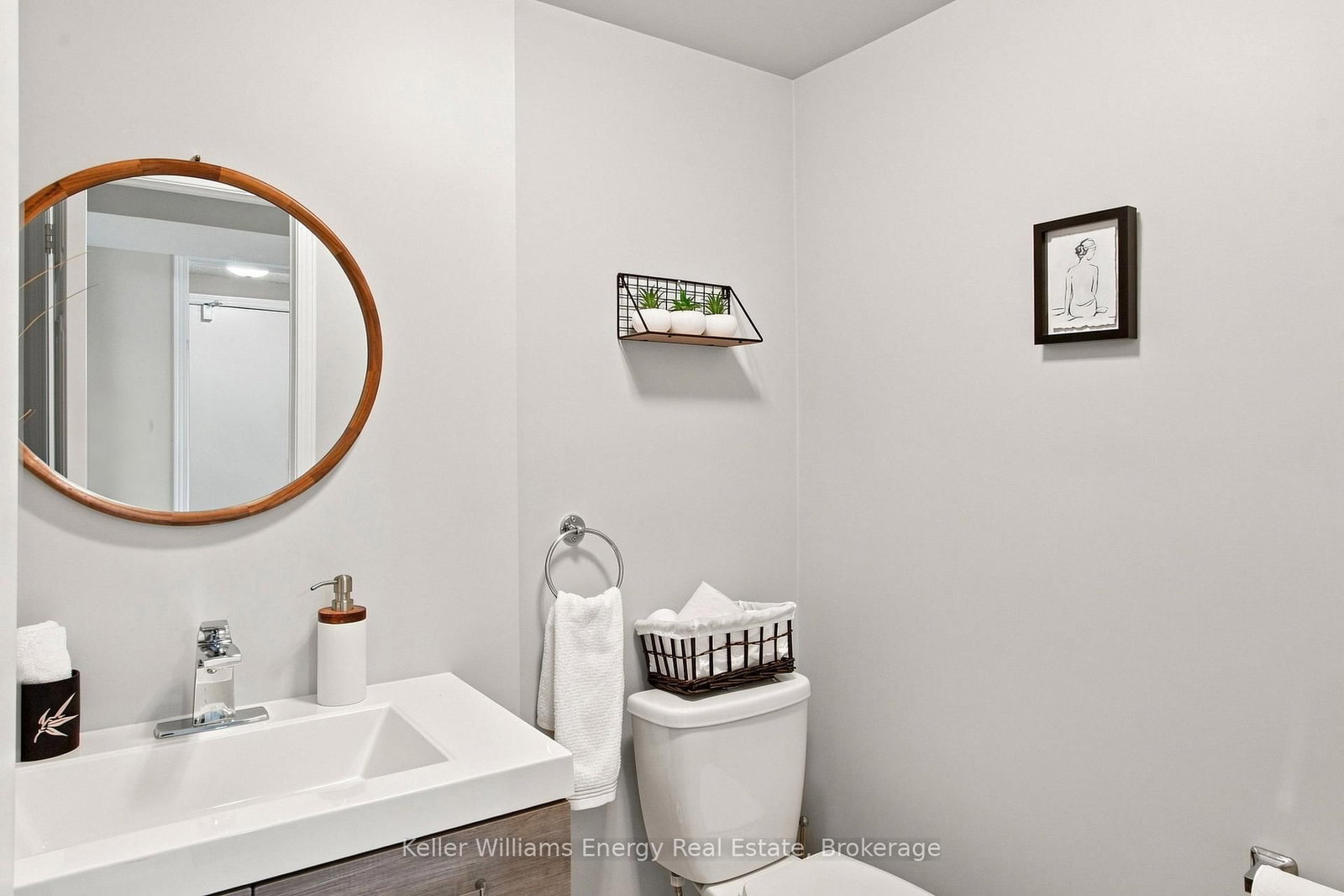 30 Alderbrook Drive • Clarington, ON photo 23