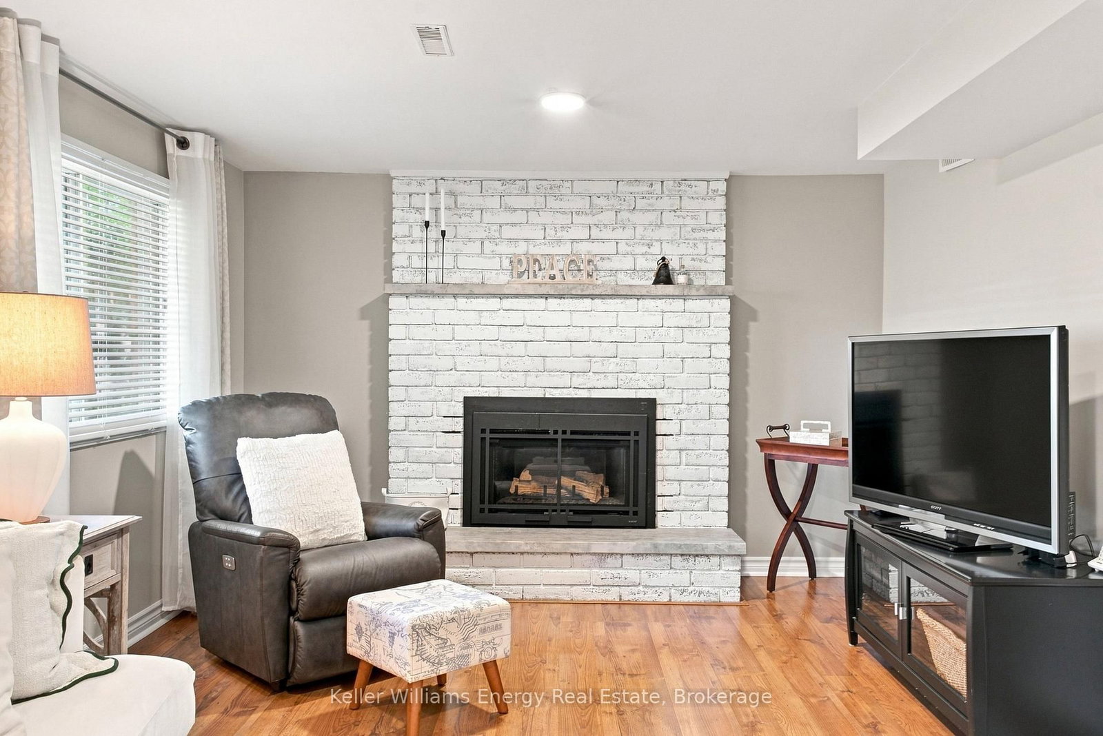30 Alderbrook Drive • Clarington, ON photo 26