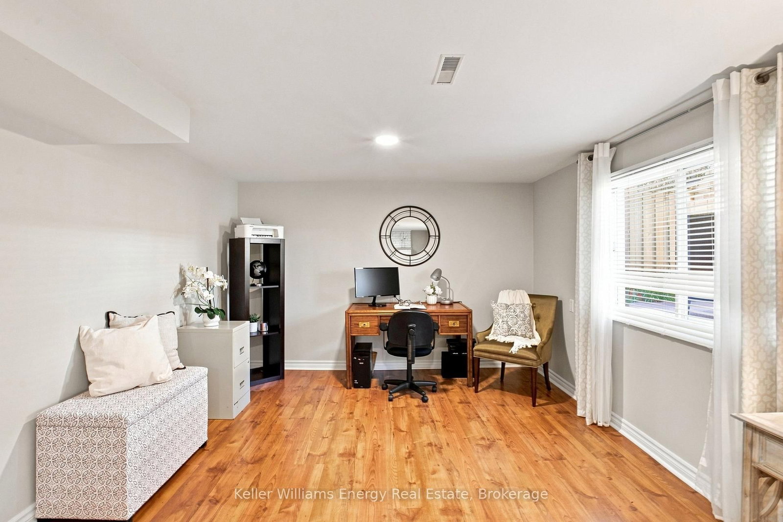 30 Alderbrook Drive • Clarington, ON photo 27